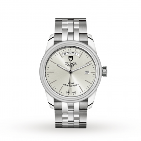 Tudor Glamour Date & Day