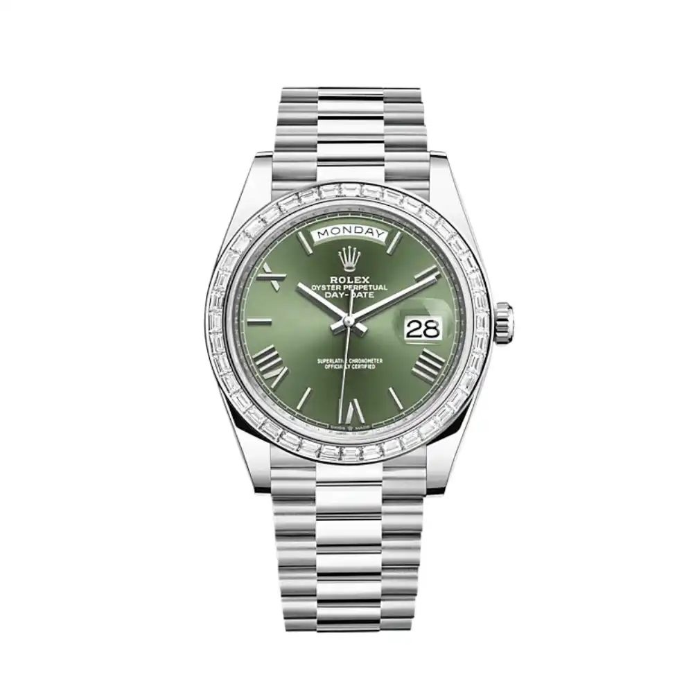 xx3hg2fkc40.webp Replica Rolex Day-Date 228396TBR Platinum Olive Green Dial Diamond Bezel - Image 1