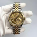 Replica Rolex Sky-Dweller 326933 Stainless Steel Yellow Gold Champagne Dial - Image 3