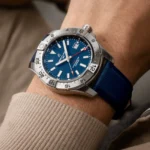 Replica Breitling Avenger Automatic GMT 44mm Mens Blue Leather A32320101C1X1 - Image 5