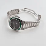 Replica Patek Philippe Nautilus 5711/113P-001 Date Platinum Emeralds Black Dial - Image 4
