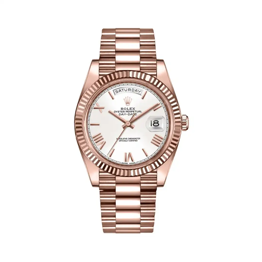 3inkmpnfy1x.webp Replica Rolex Day-Date 228235 Rose Gold White Roman Dial - Image 1
