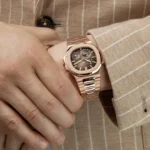 Replica Patek Philippe Nautilus 5712/1R-001 Moon Phases Rose Gold - Image 2