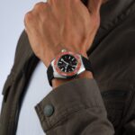Omega Seamaster Planet Ocean 600M 42mm Mens Watch Black Rubber Strap  MPN: O21732422101003 - Image 5
