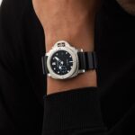 Panerai Submersible 42mm  MPN: PAM02973 - Image 3