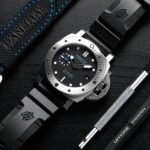 Panerai Submersible 42mm Mens Watch  MPN: PAM00973 - Image 6