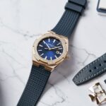 Vacheron Constantin Overseas Self-Winding 35mm Ladies Watch Blue Interchangeable Strap  MPN: 4605V/200R-B978 - Image 12