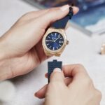 Vacheron Constantin Overseas Self-Winding 35mm Ladies Watch Blue Interchangeable Strap  MPN: 4605V/200R-B978 - Image 14